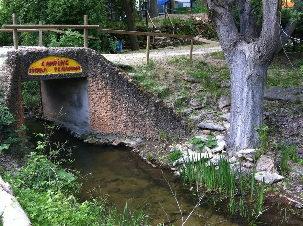 Cabanas Camping Sierra De Penascosa Zewnętrze zdjęcie