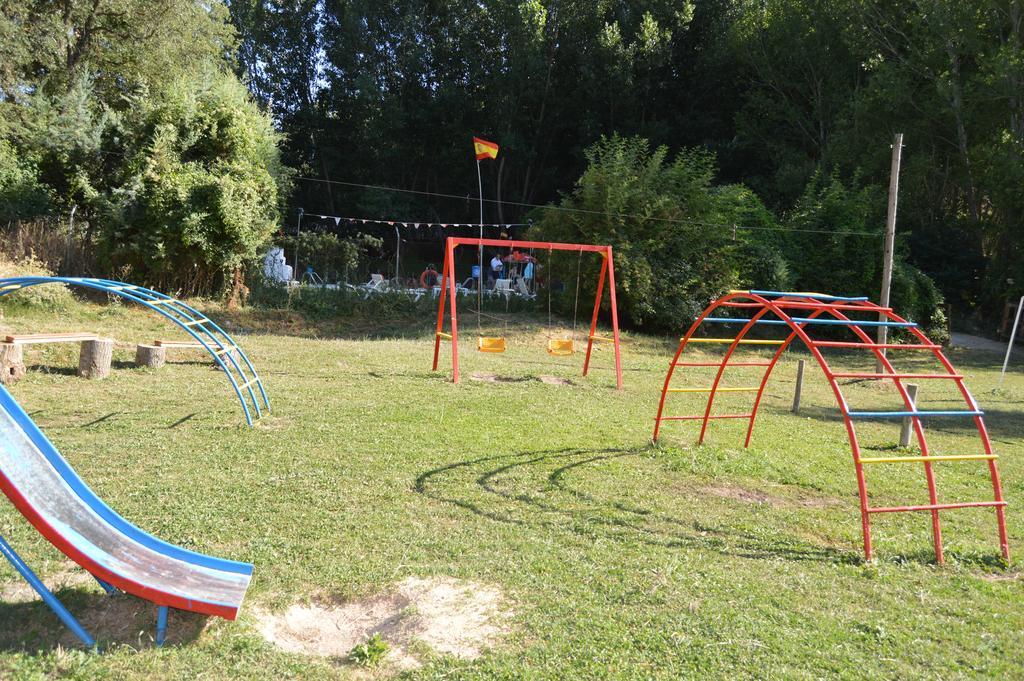 Cabanas Camping Sierra De Penascosa Zewnętrze zdjęcie