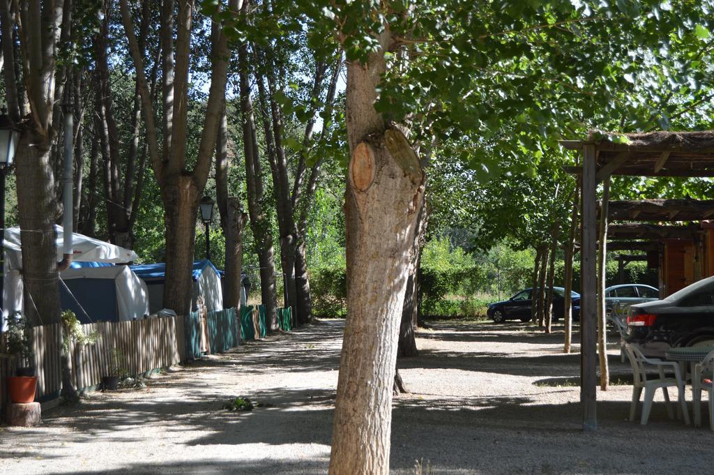 Cabanas Camping Sierra De Penascosa Zewnętrze zdjęcie